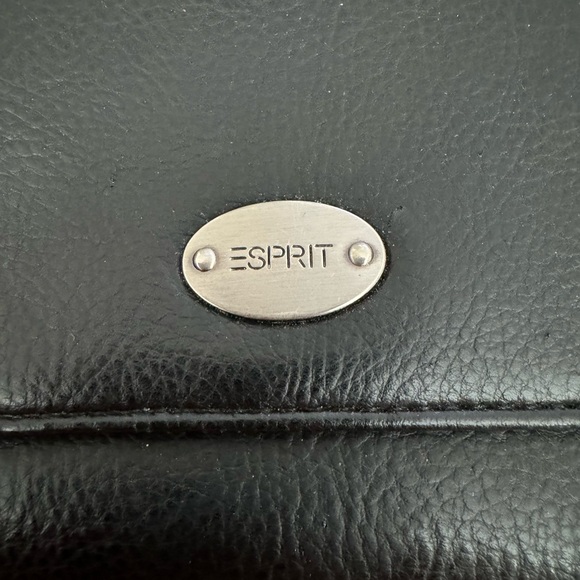 ESPRIT Women’s Black Leather Trifold Wallet - Picture 2 of 5